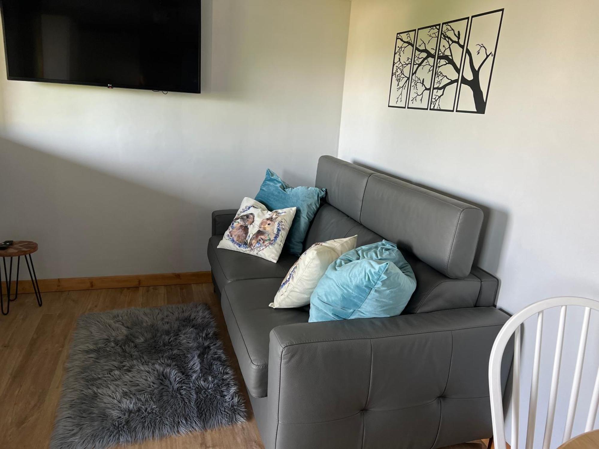 Kabin In The Woods Llandybie Экстерьер фото